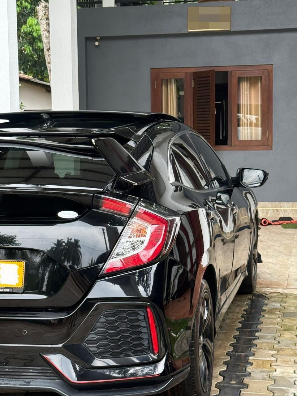 Honda Civic 2017 - භාවිතා කරන ලද කාර් sale in Sri Lanka - patpat.lk