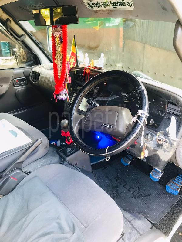 Toyota Hiace 1992 - Used Van sale in Sri Lanka - patpat.lk