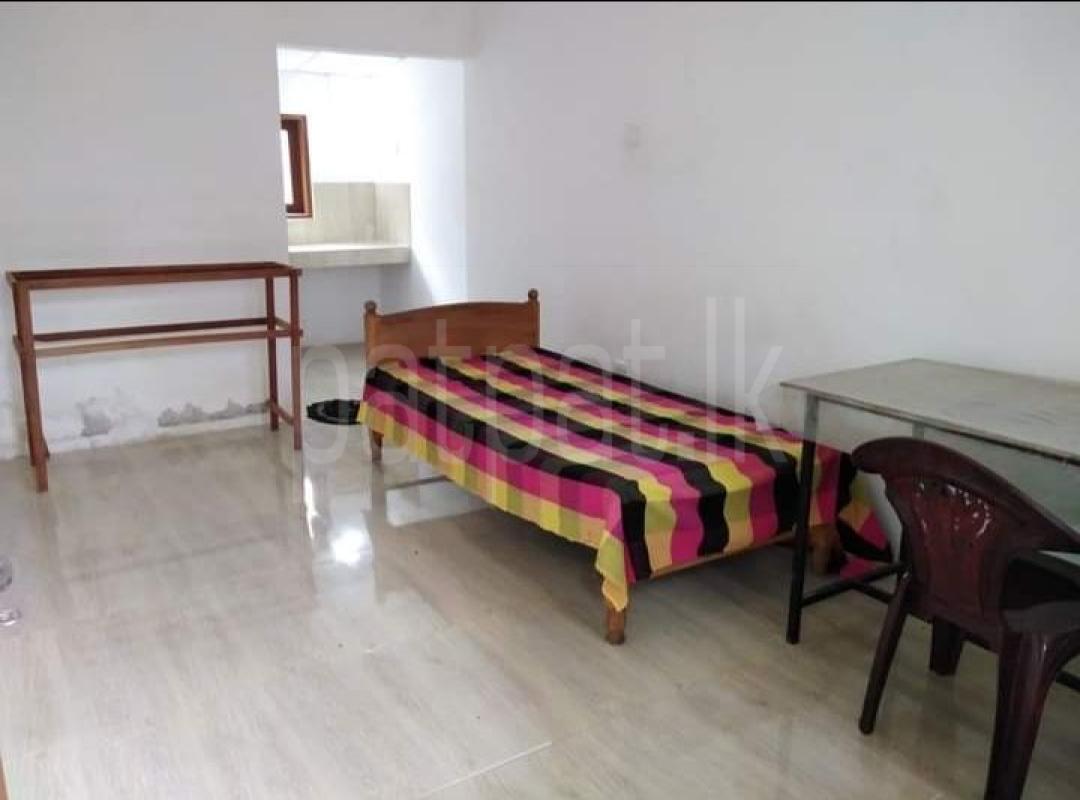 Room for Rent in Kadawatha
