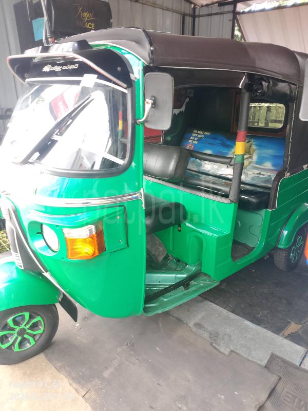 Bajaj 4 stroke 2011 - பயன்படுத்தப்பட்டது முச்சக்கர வண்டி sale in Sri Lanka - patpat.lk