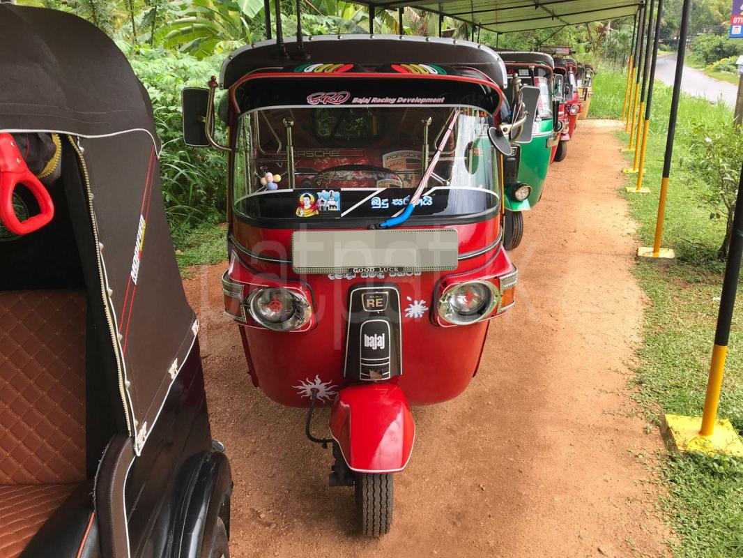 Bajaj Three Wheel 2011 - பயன்படுத்தப்பட்டது முச்சக்கர வண்டி sale in Sri Lanka - patpat.lk
