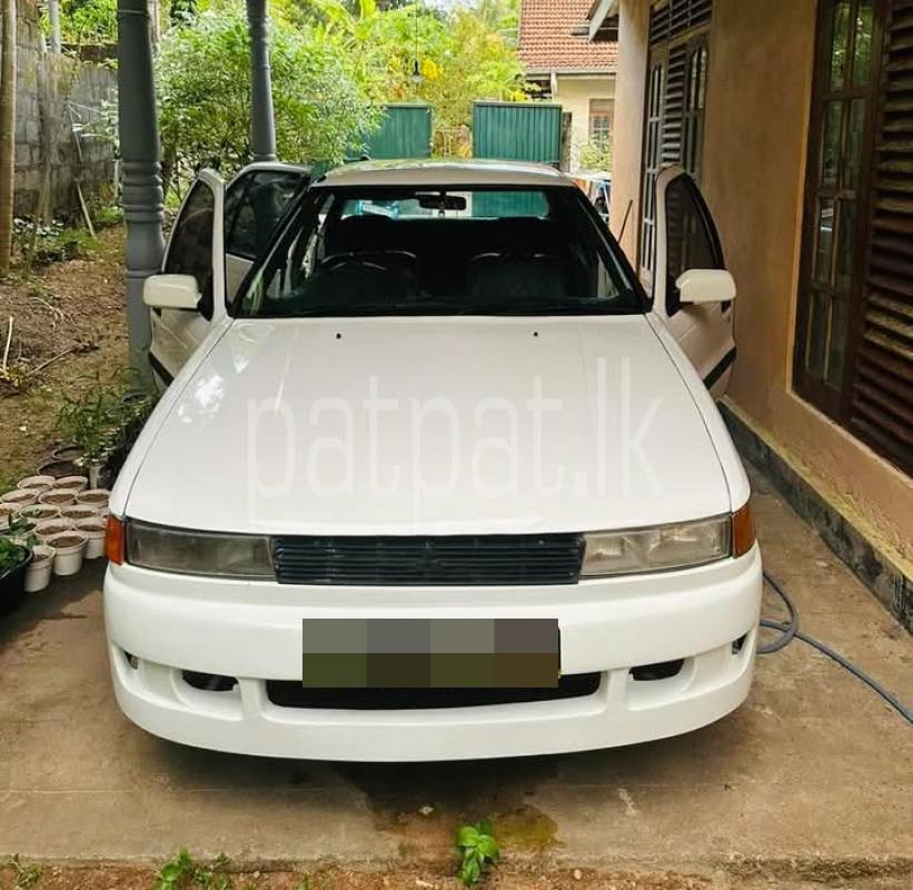 Mitsubishi Lancer 1989 - பயன்படுத்தப்பட்டது கார் sale in Sri Lanka - patpat.lk