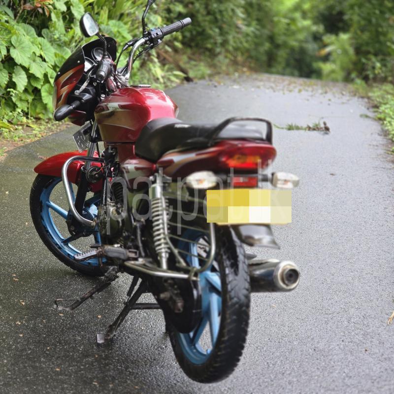 Bajaj Discover 2006 - பயன்படுத்தப்பட்டது பைக் sale in Sri Lanka - patpat.lk