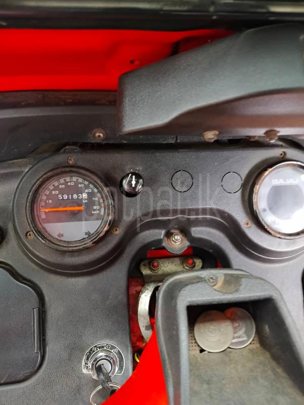 Bajaj 4 stroke 2014 - භාවිතා කරන ලද ත්‍රිරෝද රථය sale in Sri Lanka - patpat.lk