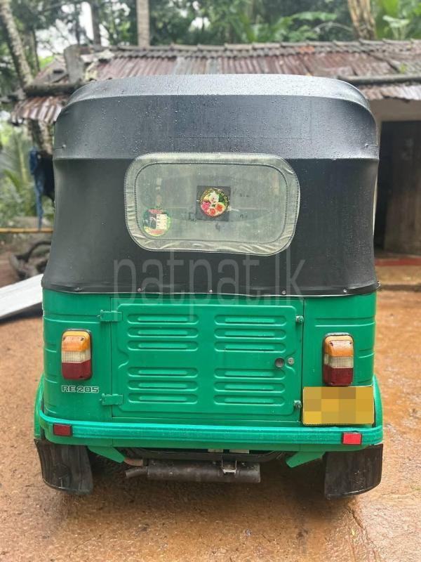 Bajaj 4 stroke 2011 - பயன்படுத்தப்பட்டது முச்சக்கர வண்டி sale in Sri Lanka - patpat.lk