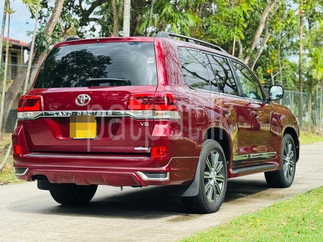 Advertisement image 4