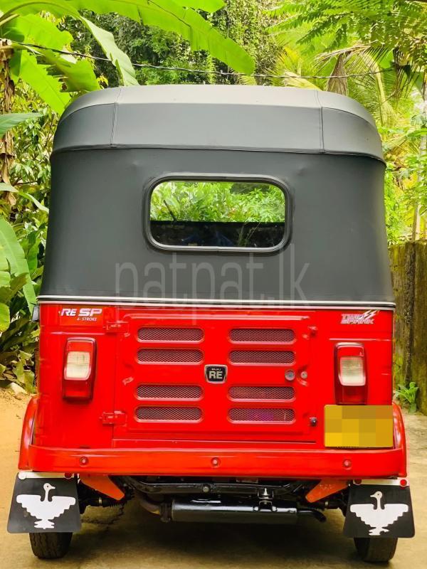 Bajaj Three Wheel 2018 - பயன்படுத்தப்பட்டது முச்சக்கர வண்டி sale in Sri Lanka - patpat.lk