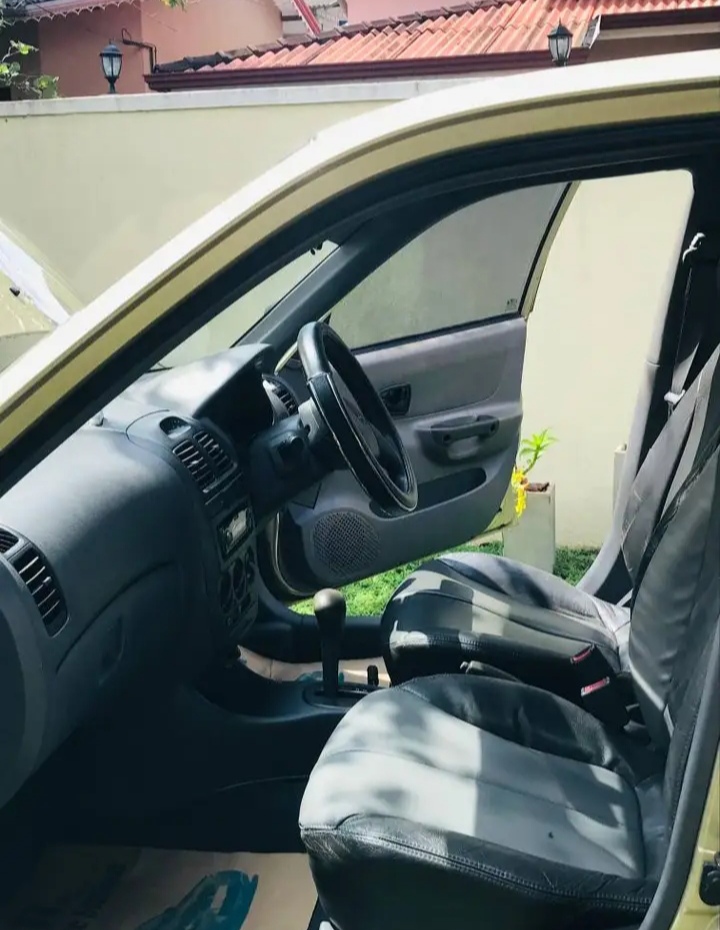 Hyundai ACCENT-GLS 2001 - பயன்படுத்தப்பட்டது கார் sale in Sri Lanka - patpat.lk