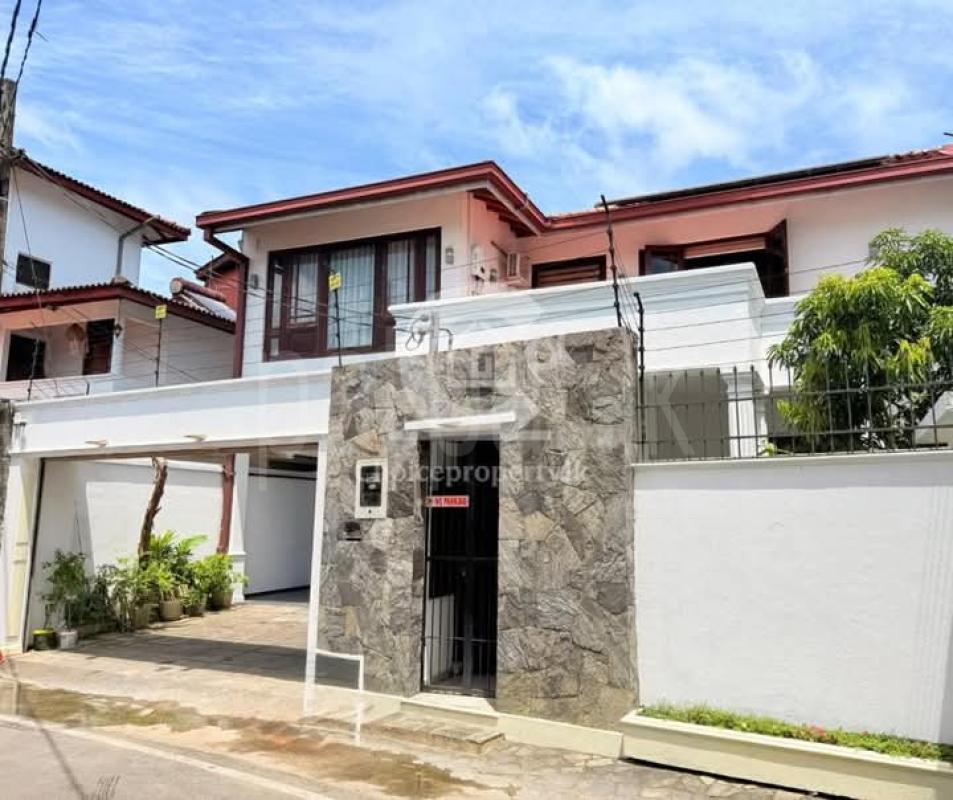 House for Sale in Battaramulla