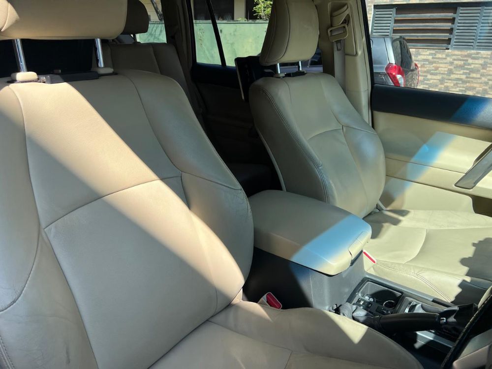 Toyota Land Cruiser Prado 2017 - Used SUV sale in Sri Lanka - patpat.lk