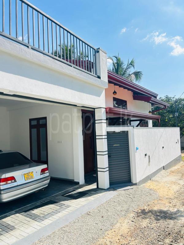 House for Sale in Athurugiriya