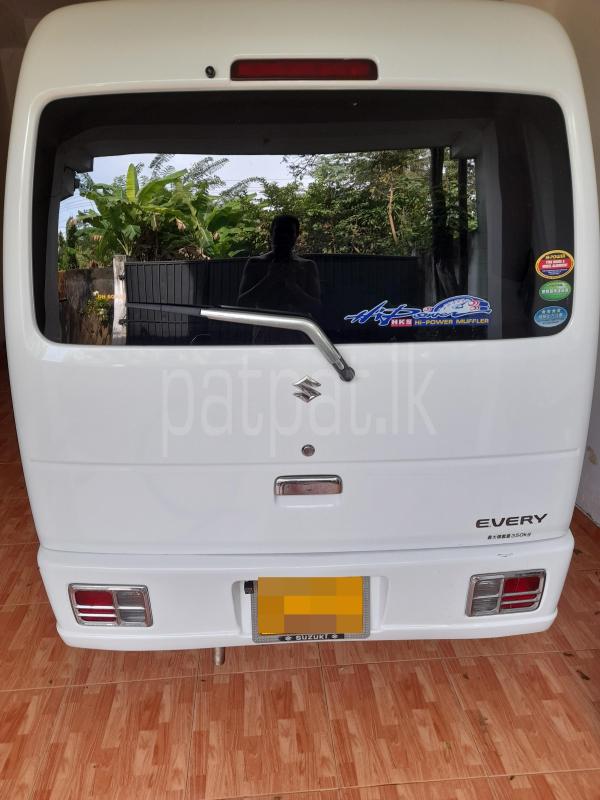 Advertisement image 1