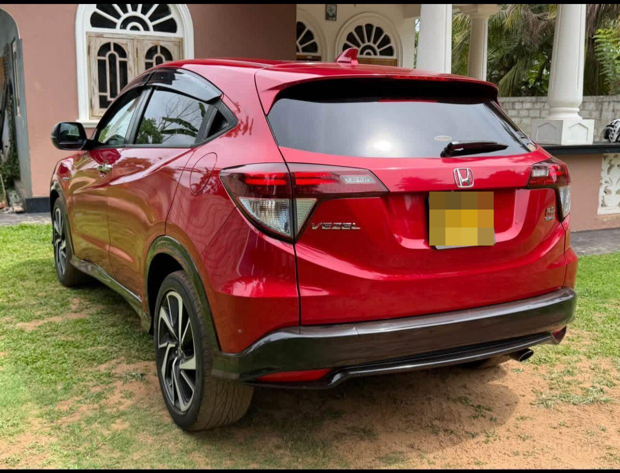 Honda Vezel 2016 - Used SUV sale in Sri Lanka - patpat.lk