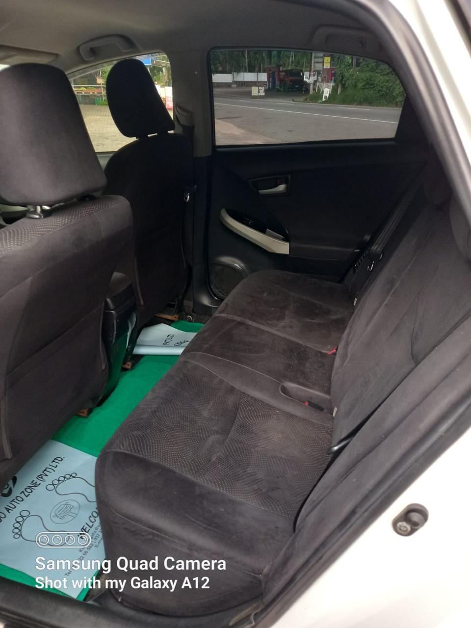 Toyota Prius 2013 - Reconditioned Car sale in Sri Lanka - patpat.lk
