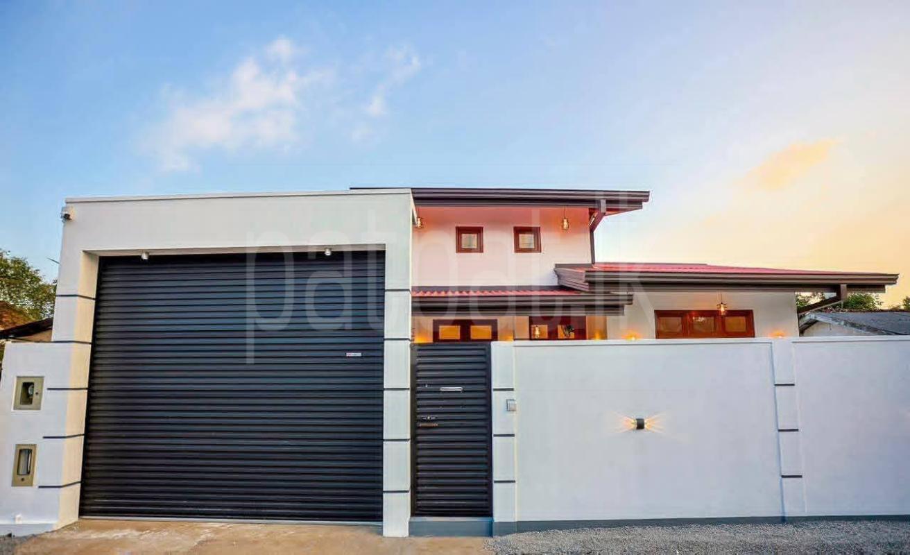 House for Sale in Meegoda