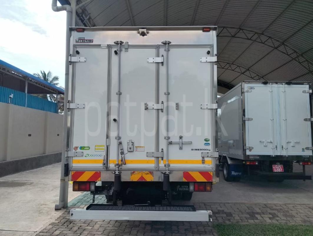 Advertisement image 3