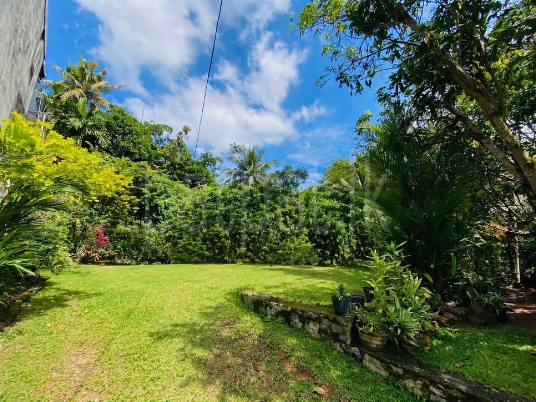 Residential Land for Sale in Battaramulla ads-image-1