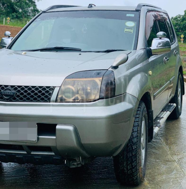 Nissan X Trail 2001 - பயன்படுத்தப்பட்டது SUV sale in Sri Lanka - patpat.lk