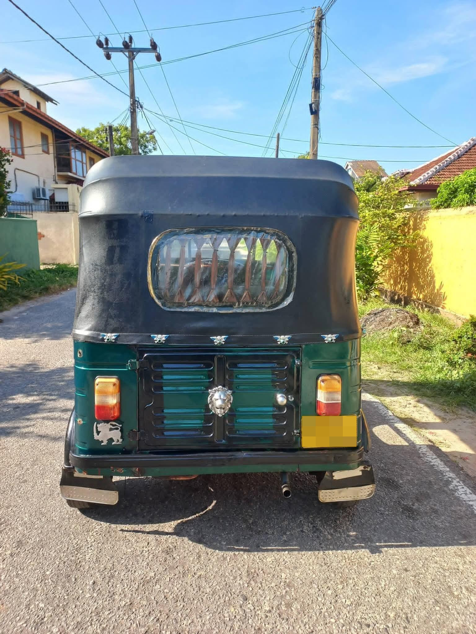 Bajaj Three Wheel 2003 - பயன்படுத்தப்பட்டது முச்சக்கர வண்டி sale in Sri Lanka - patpat.lk
