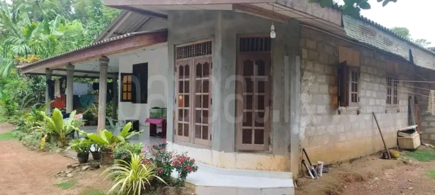 House for Sale in Veyangoda
