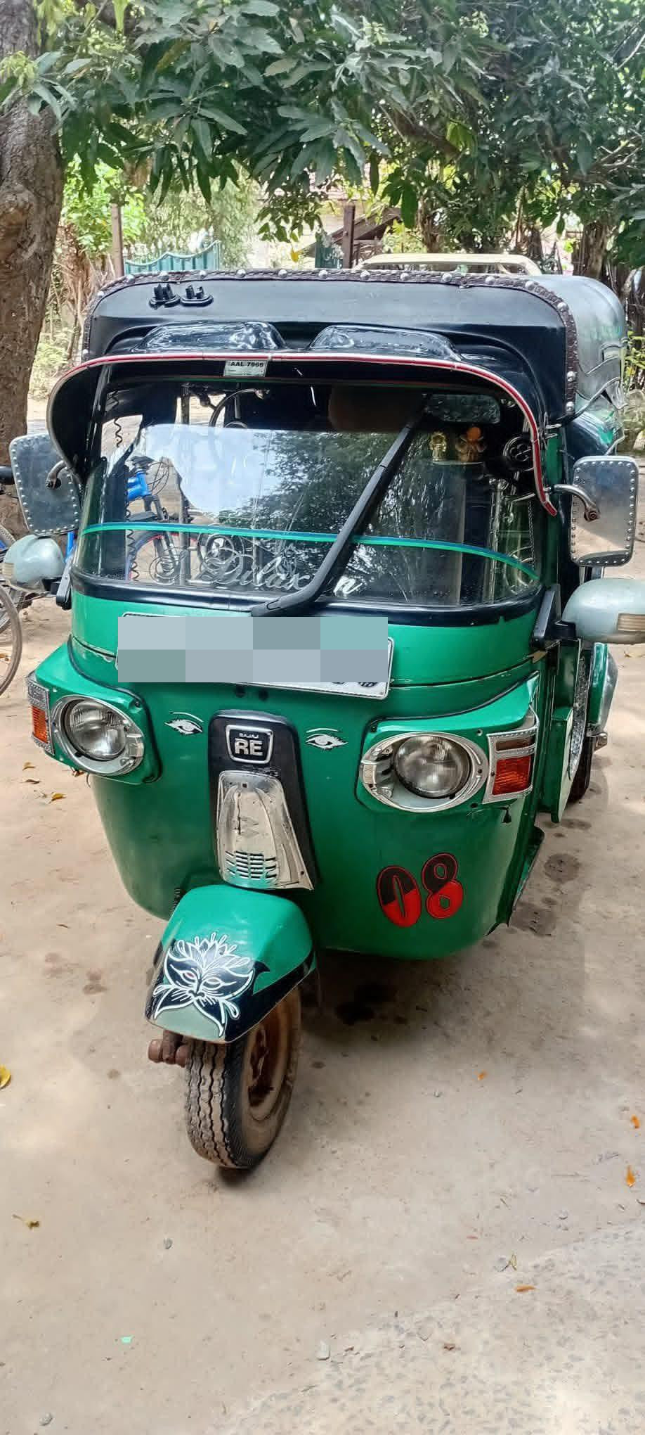Bajaj Three Wheel 2013 - பயன்படுத்தப்பட்டது முச்சக்கர வண்டி sale in Sri Lanka - patpat.lk