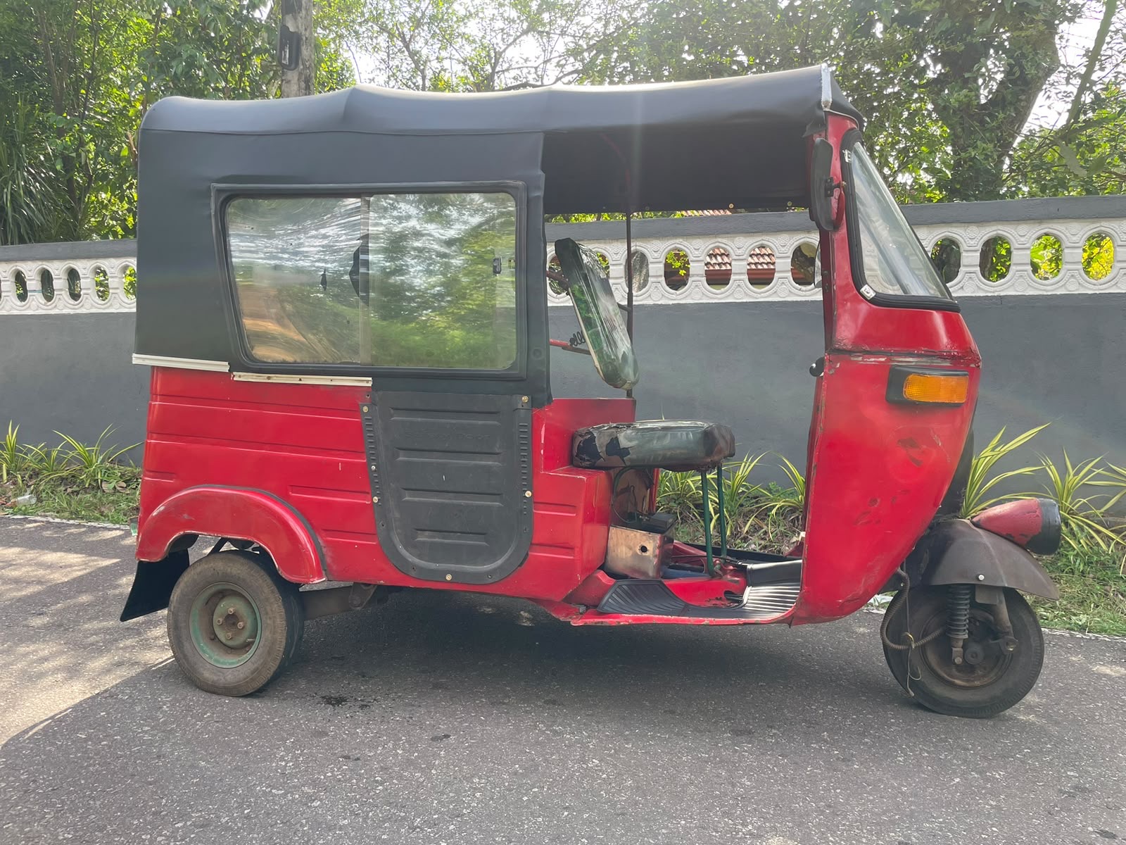 Bajaj 2 stroke 1995 - பயன்படுத்தப்பட்டது முச்சக்கர வண்டி sale in Sri Lanka - patpat.lk