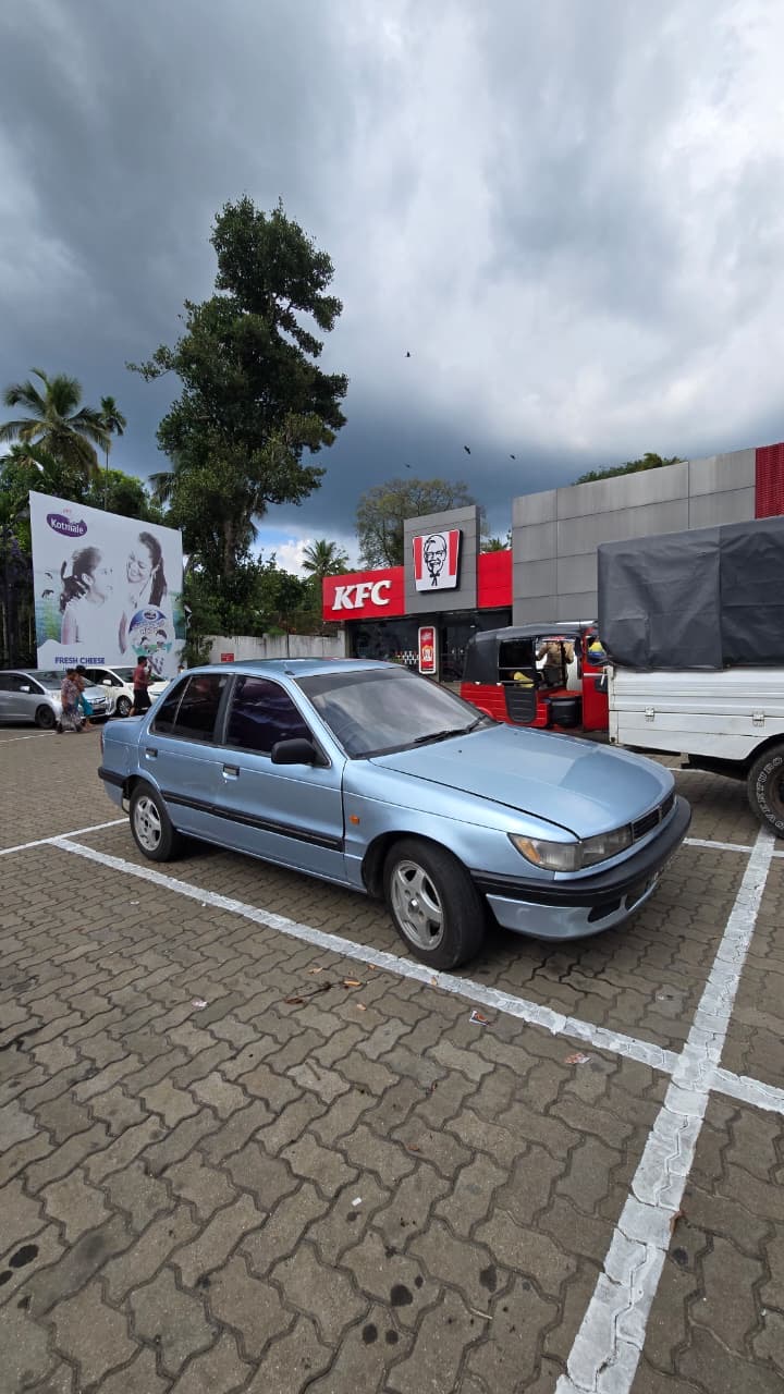 Mitsubishi Lancer 1986 - பயன்படுத்தப்பட்டது கார் sale in Sri Lanka - patpat.lk