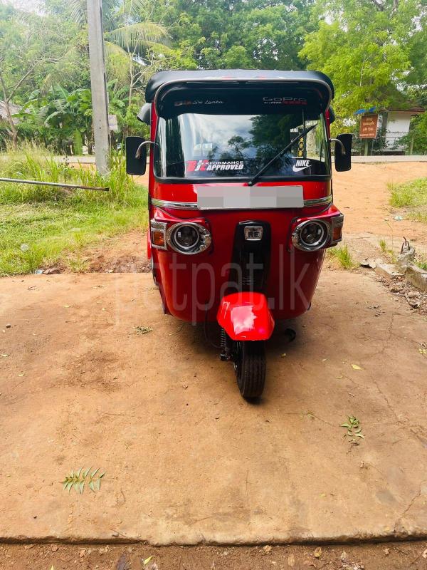 Bajaj Three Wheel 2011 - பயன்படுத்தப்பட்டது முச்சக்கர வண்டி sale in Sri Lanka - patpat.lk