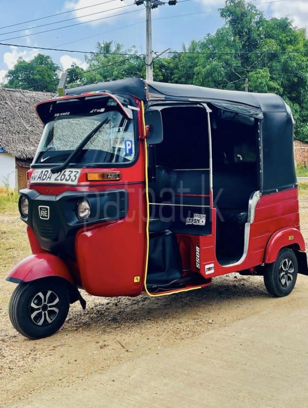 Bajaj 4 stroke 2015 - பயன்படுத்தப்பட்டது முச்சக்கர வண்டி sale in Sri Lanka - patpat.lk