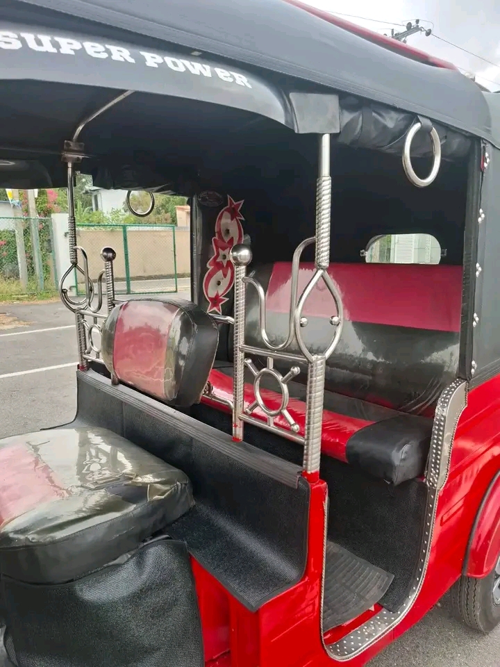 Bajaj Three Wheel 2014 - Used Three wheeler sale in Sri Lanka - patpat.lk