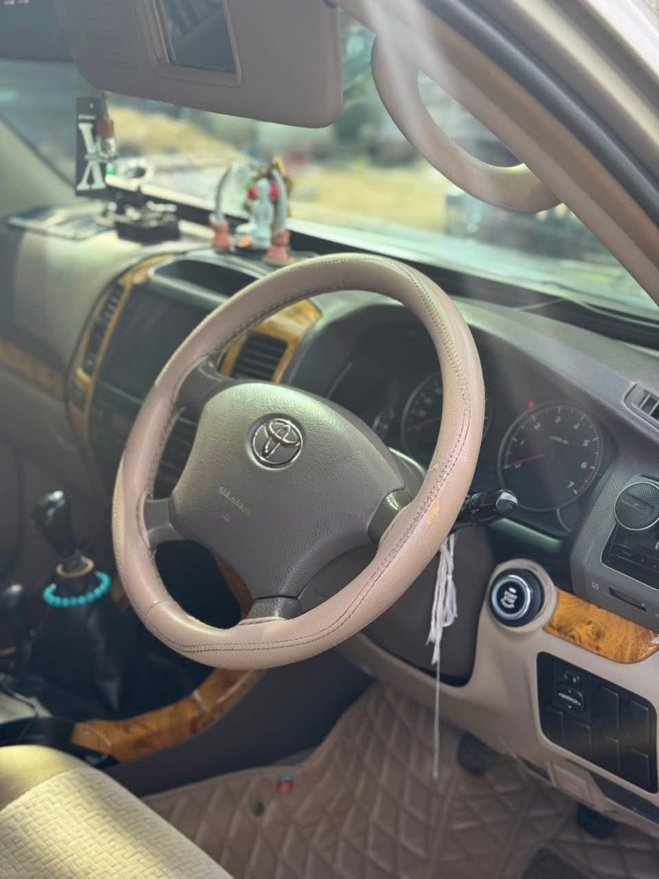 Toyota Land Cruiser Prado 2004 - பயன்படுத்தப்பட்டது SUV sale in Sri Lanka - patpat.lk