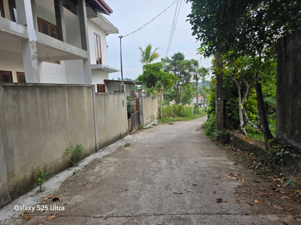 Commercial Land for Sale in Kadawatha
