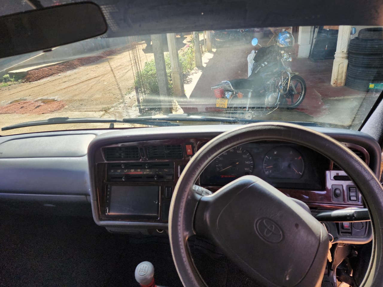 Toyota Hiace 1993 - Used Van sale in Sri Lanka - patpat.lk