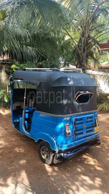 Bajaj Three Wheel 2016 - பயன்படுத்தப்பட்டது முச்சக்கர வண்டி sale in Sri Lanka - patpat.lk