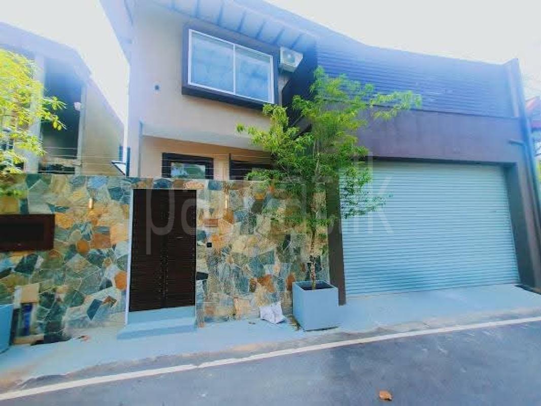 Advertisement image 1