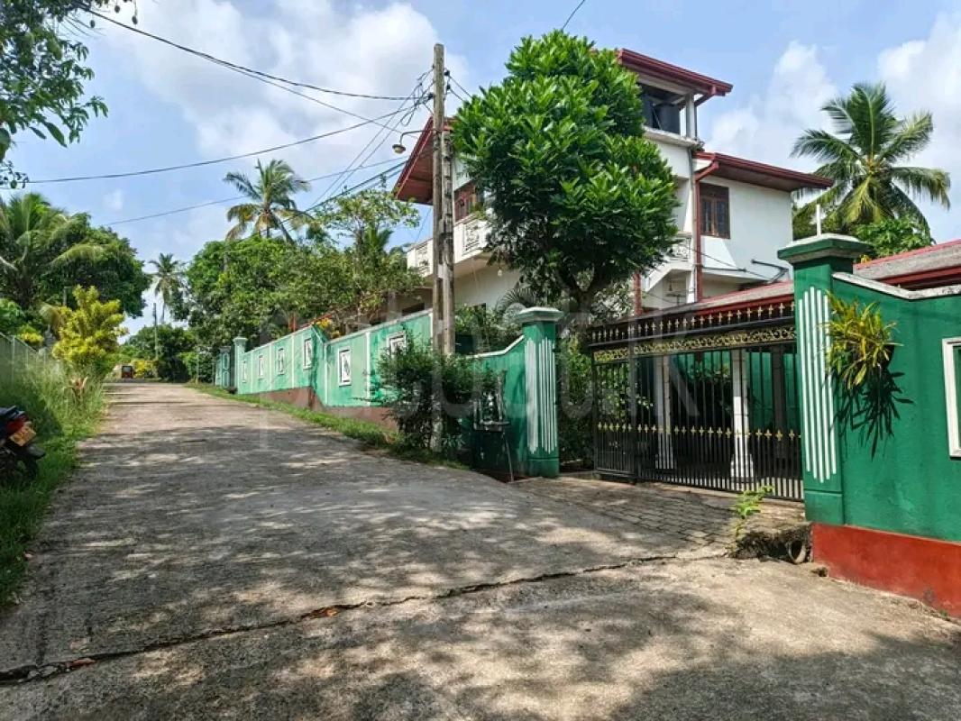 House for Sale in Yakkala