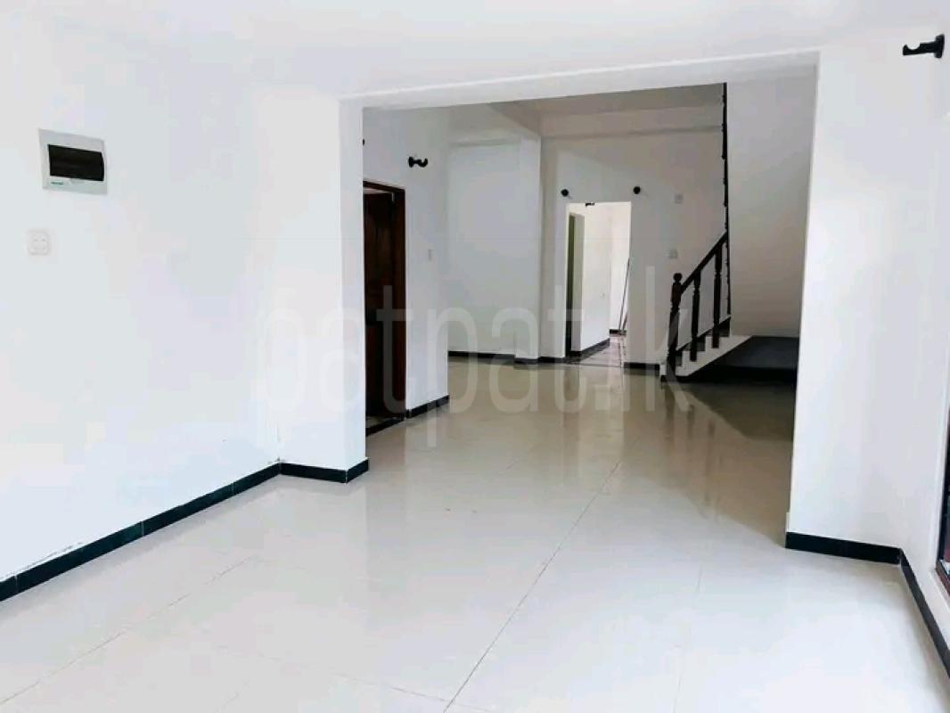 House for Sale in Kotugoda