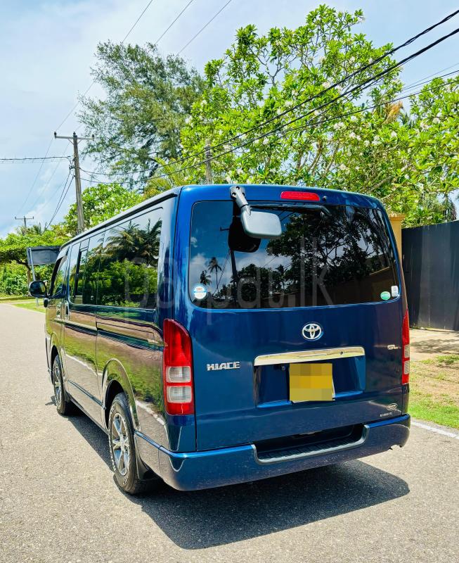 Toyota Hiace 2011 - නැවත සකස් කල වෑන් රථය sale in Sri Lanka - patpat.lk