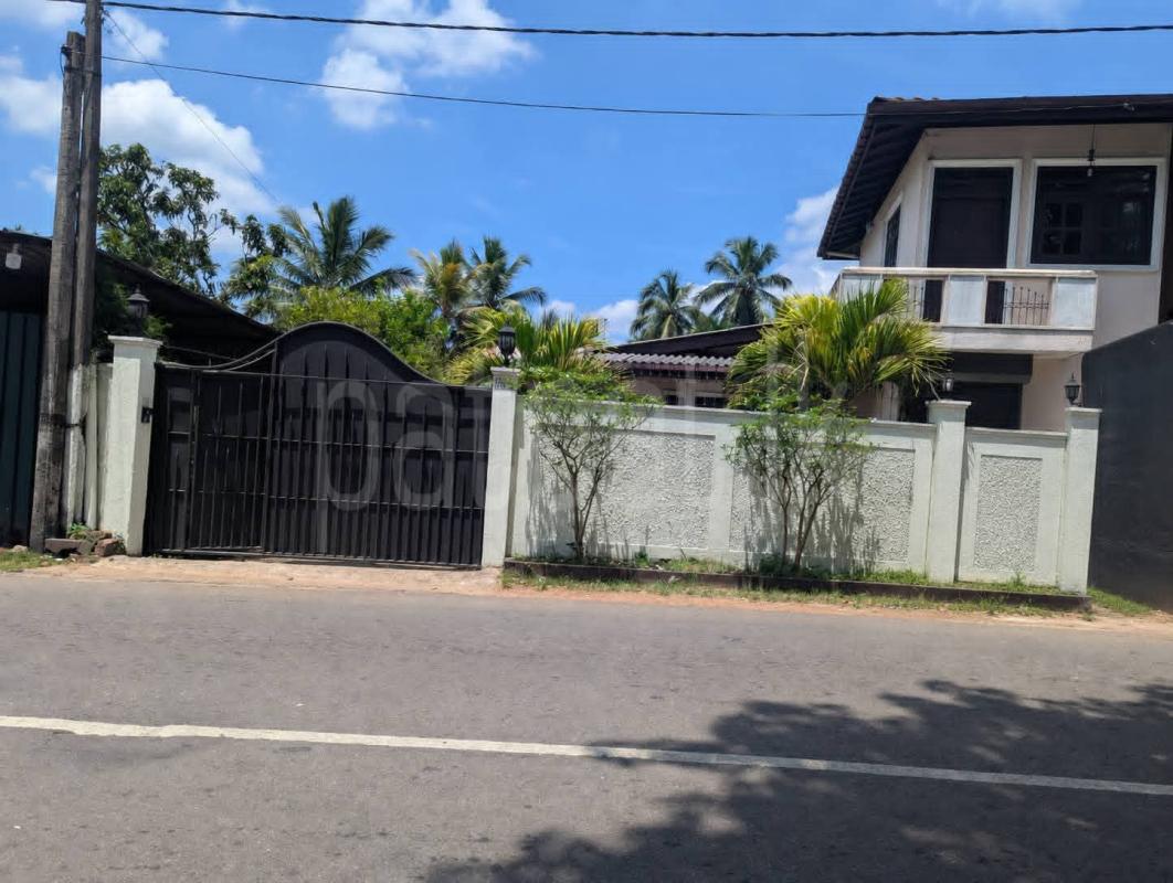 House for Sale in Weliveriya
