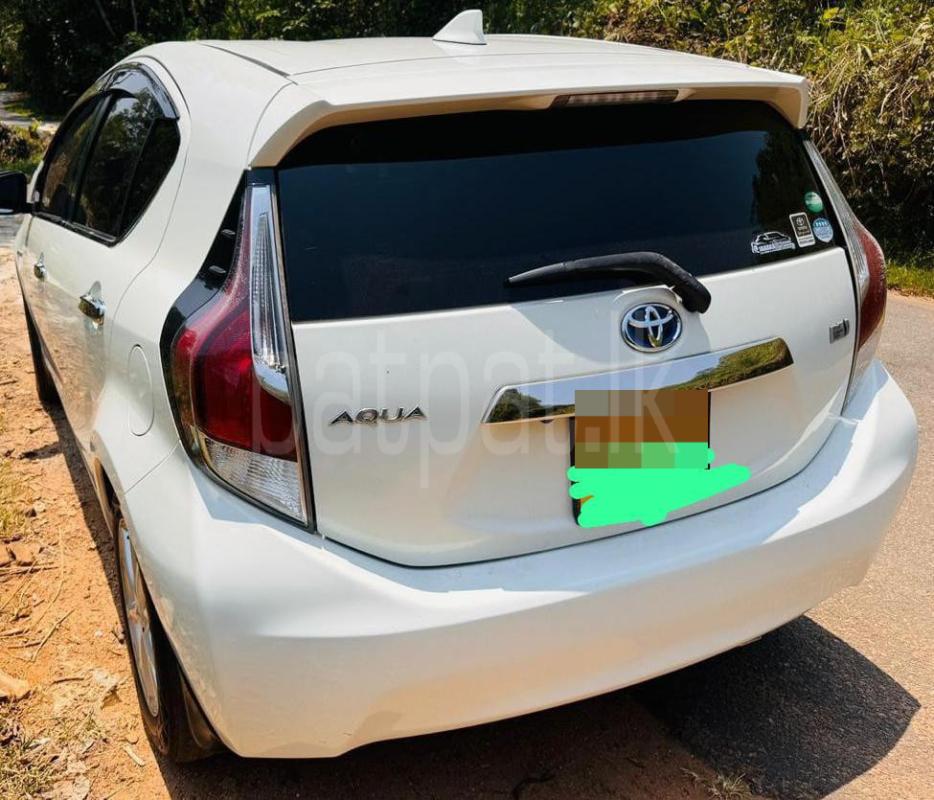 Toyota Aqua 2015 - Used Car sale in Sri Lanka - patpat.lk