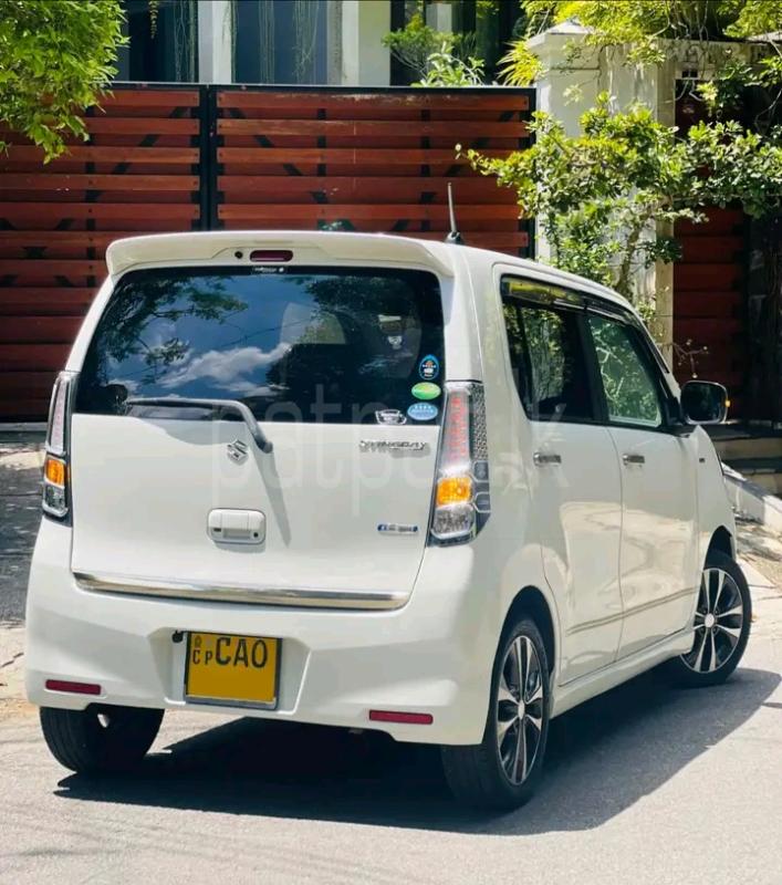 Advertisement image 3