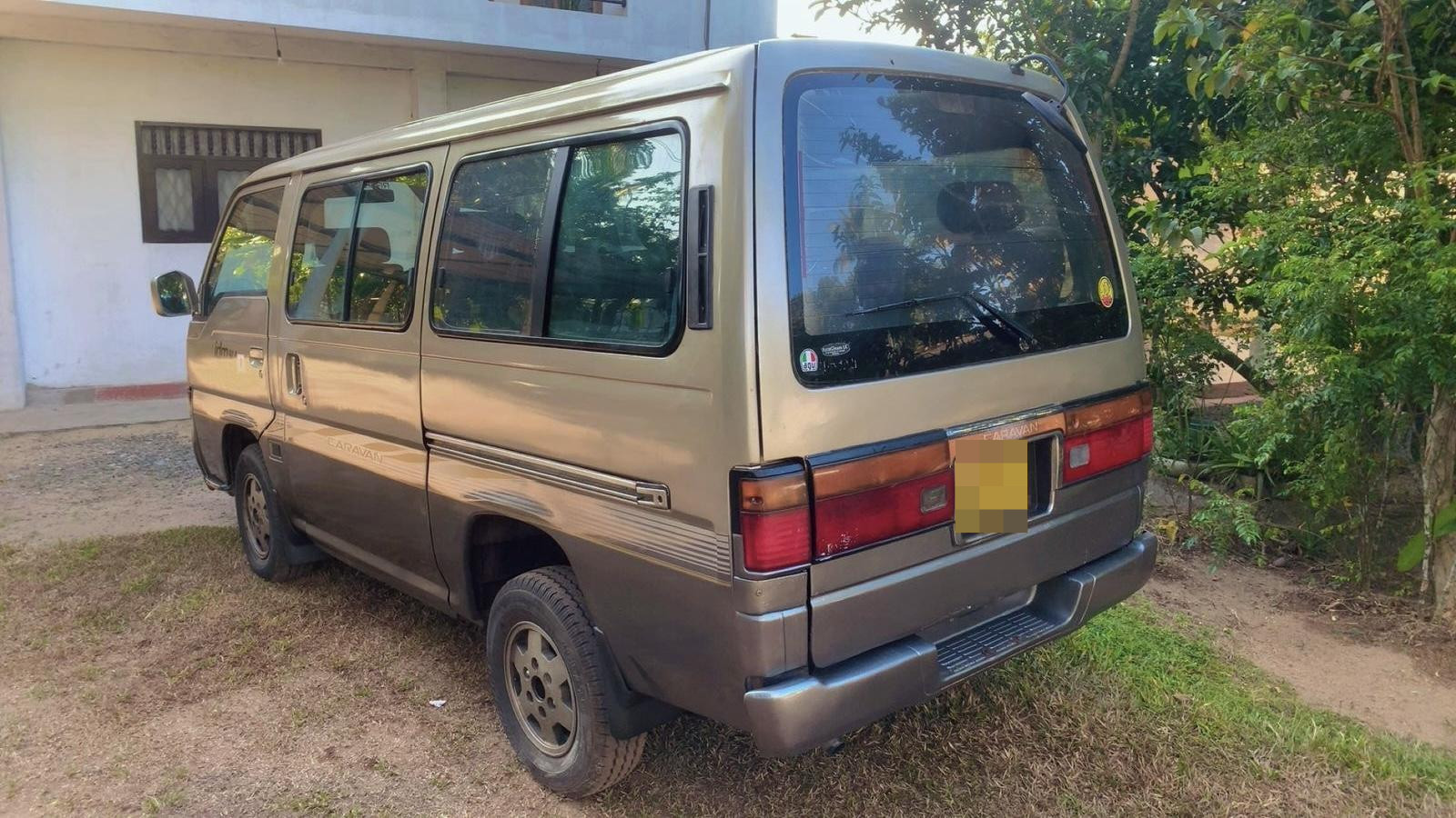 Nissan Caravan 1997 - Used Van sale in Sri Lanka - patpat.lk