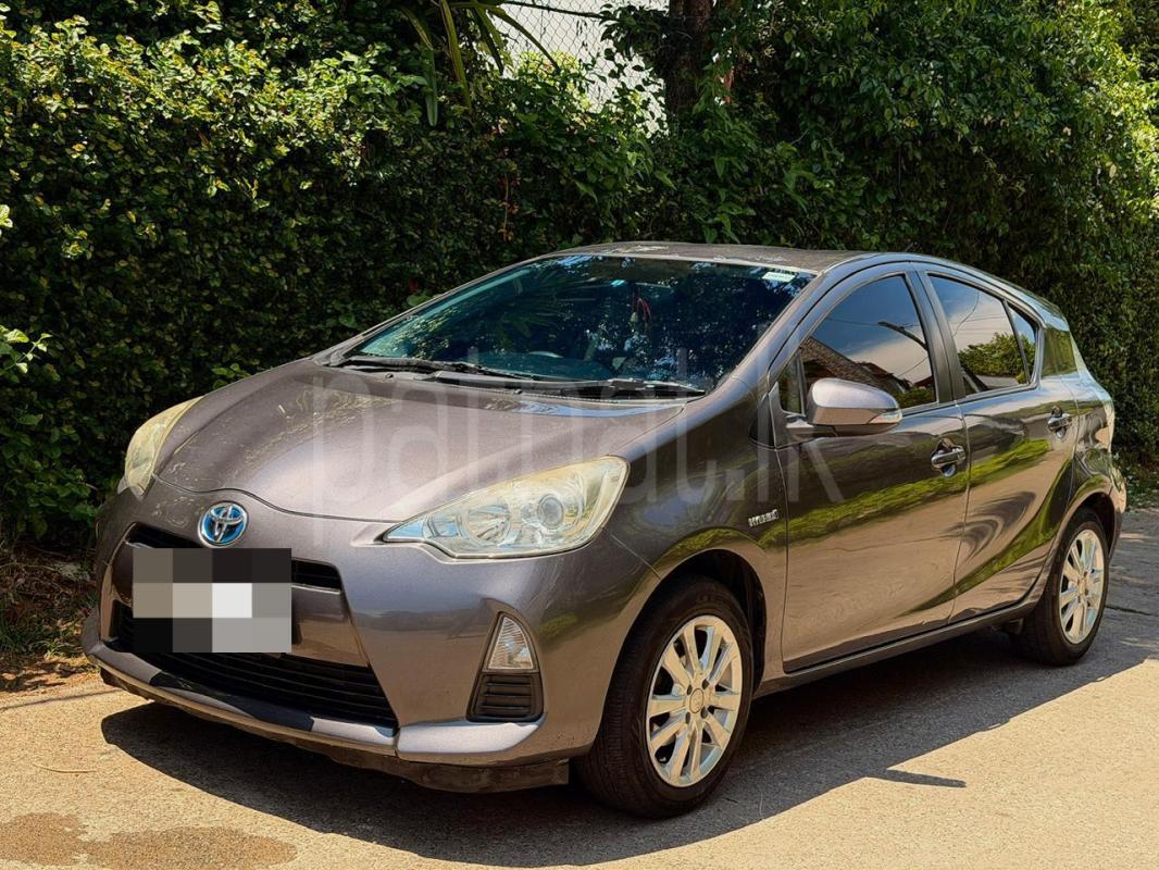 Toyota Aqua 2013 - Used Car sale in Sri Lanka - patpat.lk