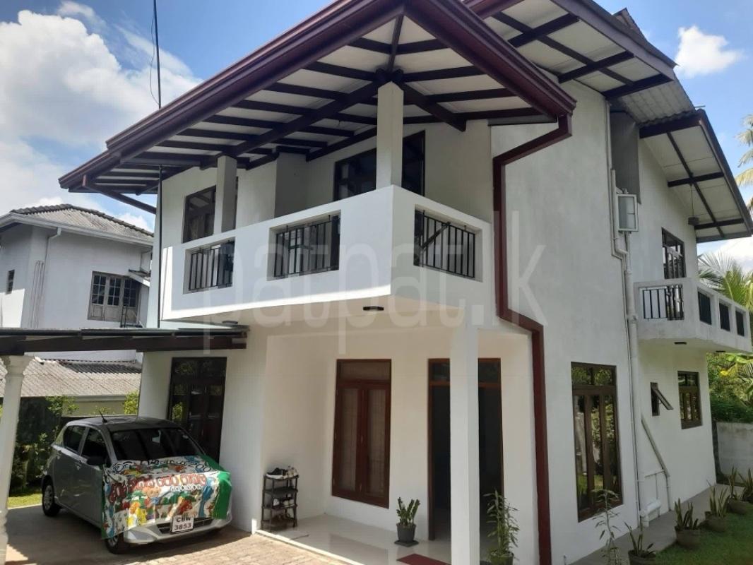 House for Sale in Athurugiriya ads-image-1