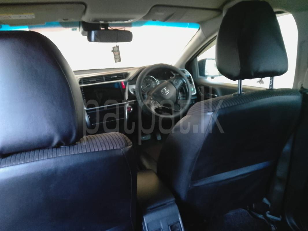 Honda Grace 2014 - பயன்படுத்தப்பட்டது கார் sale in Sri Lanka - patpat.lk