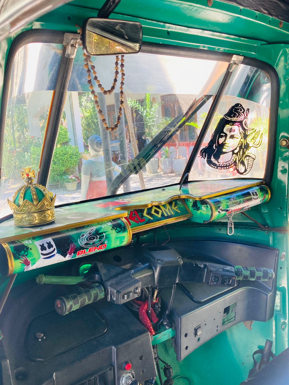 Advertisement image 1