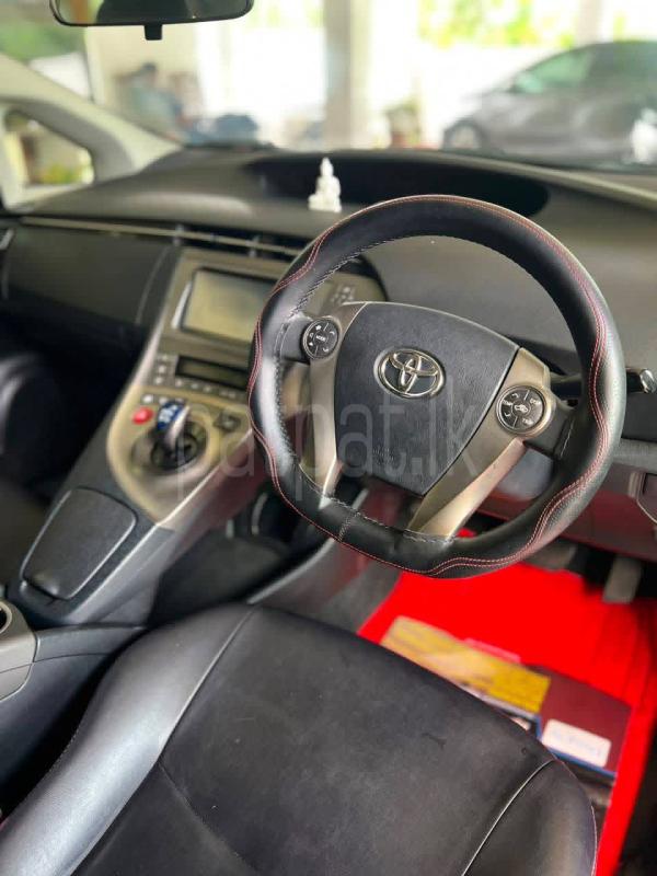 Toyota Prius 2013 - Used Car sale in Sri Lanka - patpat.lk