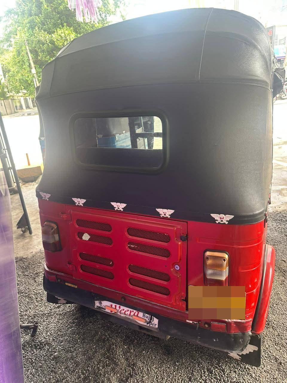 Bajaj 4 stroke 2010 - பயன்படுத்தப்பட்டது முச்சக்கர வண்டி sale in Sri Lanka - patpat.lk
