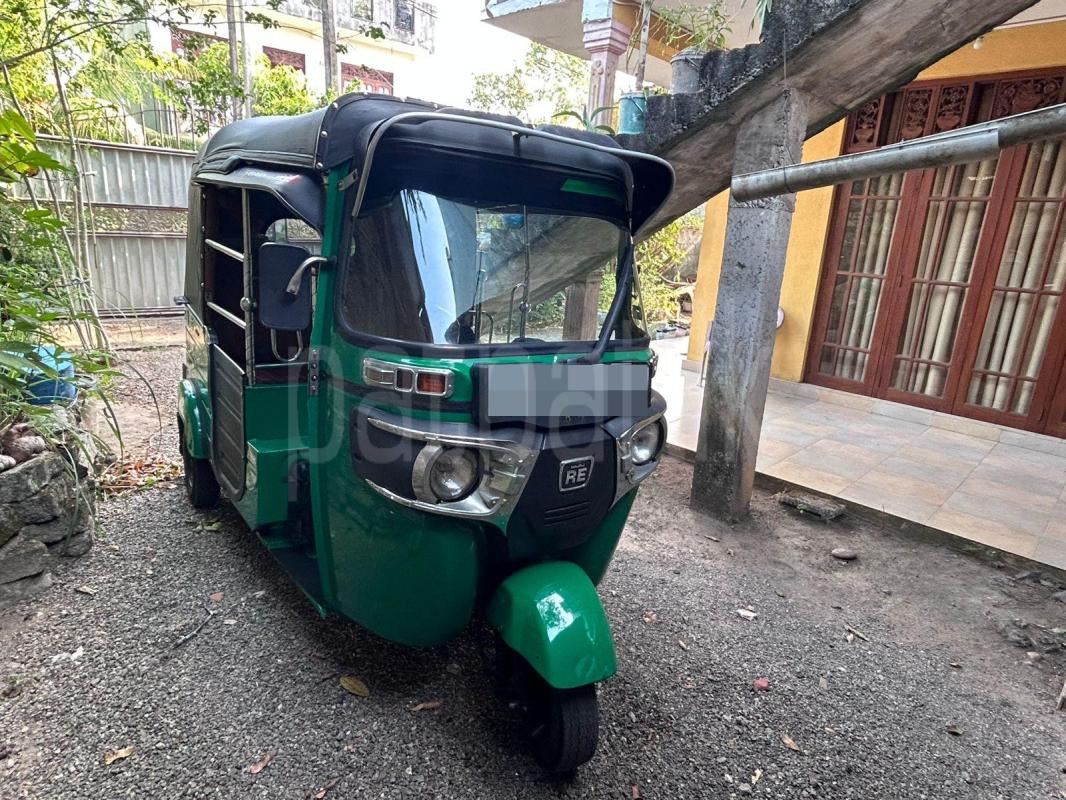 Bajaj 4 stroke 2015 - Used Three wheeler sale in Sri Lanka - patpat.lk