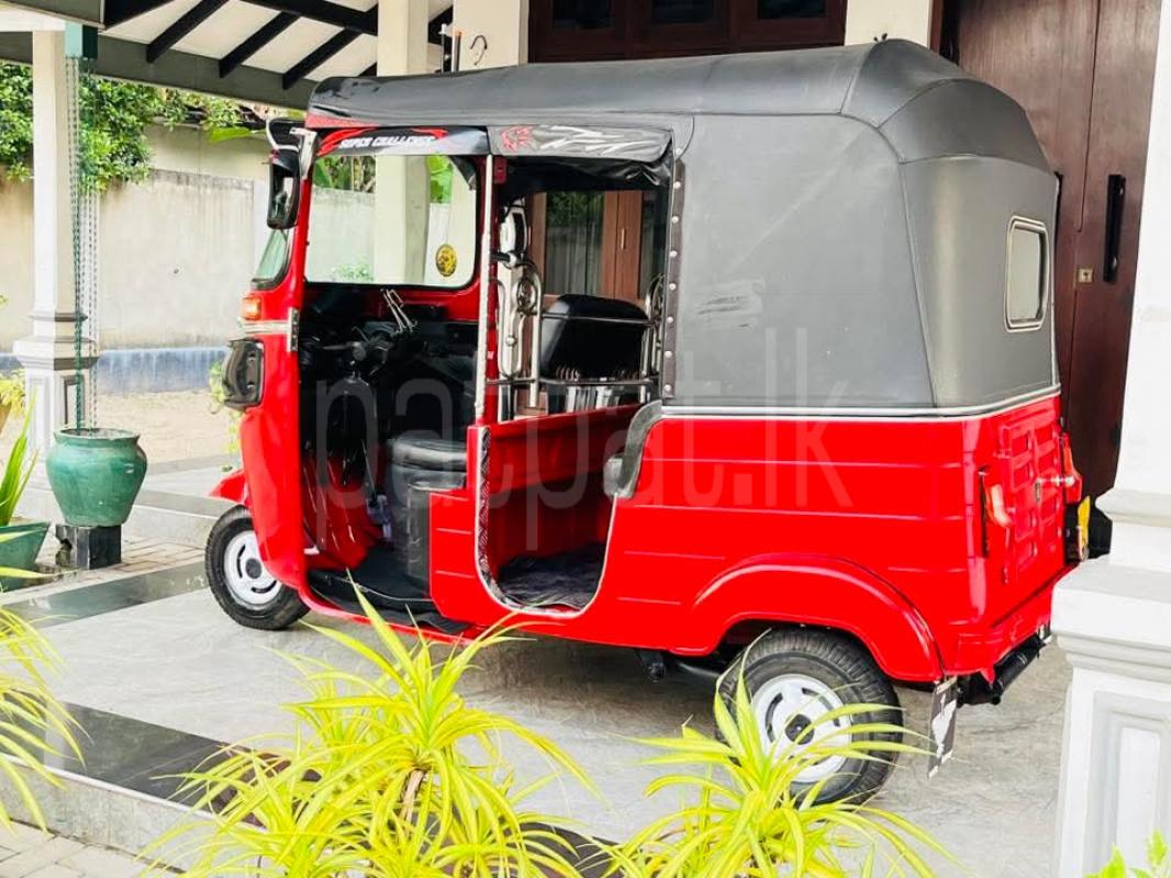 Bajaj Three Wheel 2015 - Used Three wheeler sale in Sri Lanka - patpat.lk